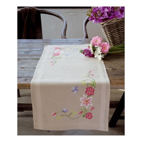 фото Дорожка розовые цветы и бабочки набор для вышивания vervaco pn-0146429