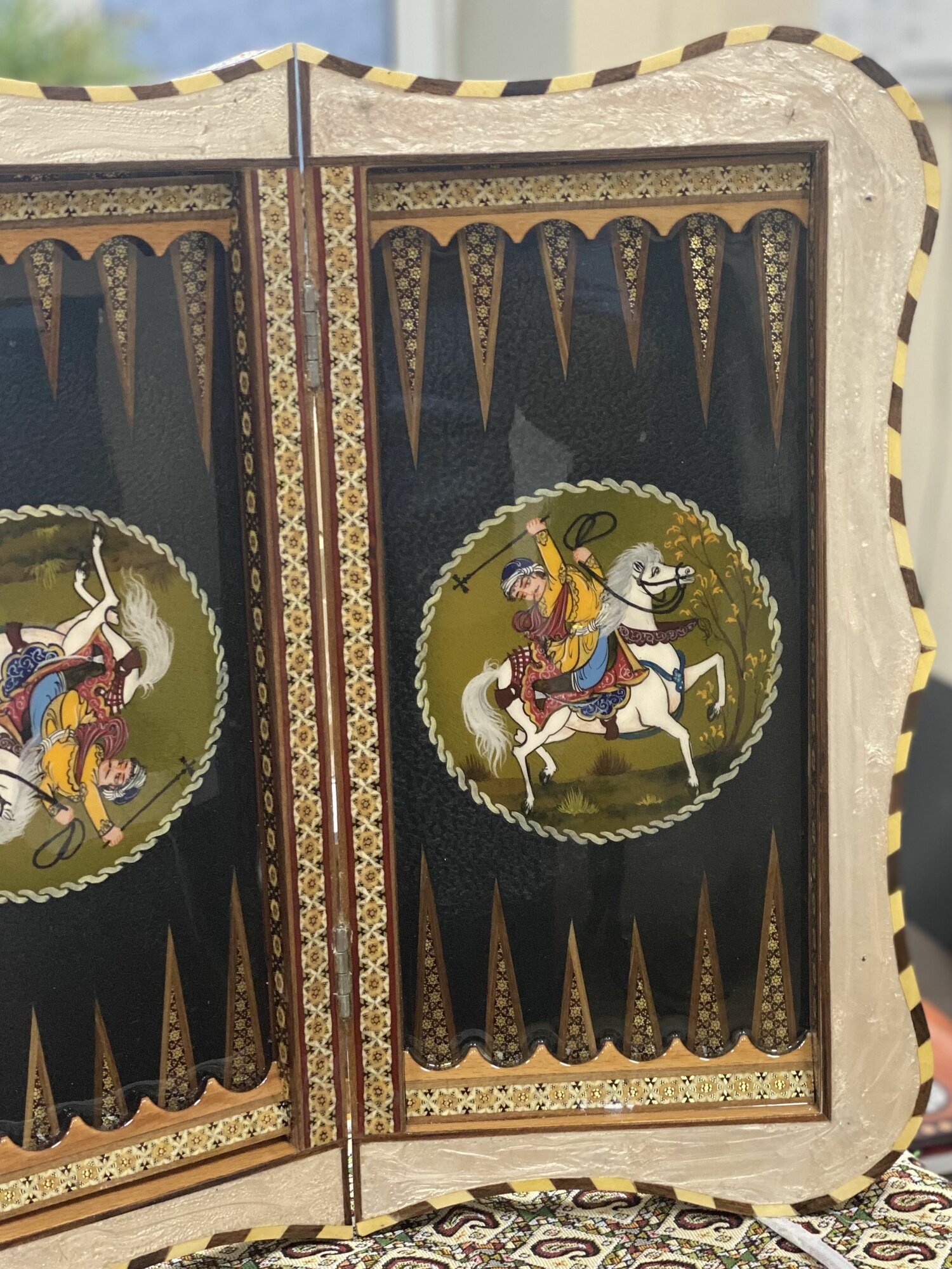 Шахматы-нарды Персидский базар "Хатам" Иран, ручная работа, с миниатюрами, деревянная инкрустация из натуральных материалов — фото 1