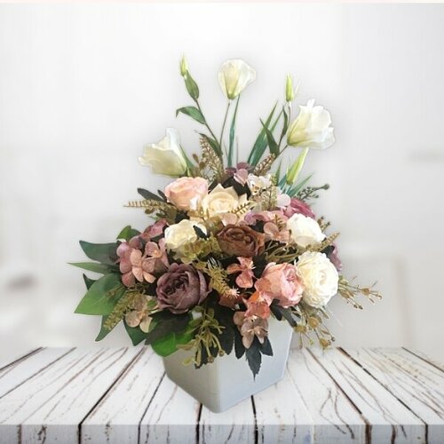 Композиция из цветов 