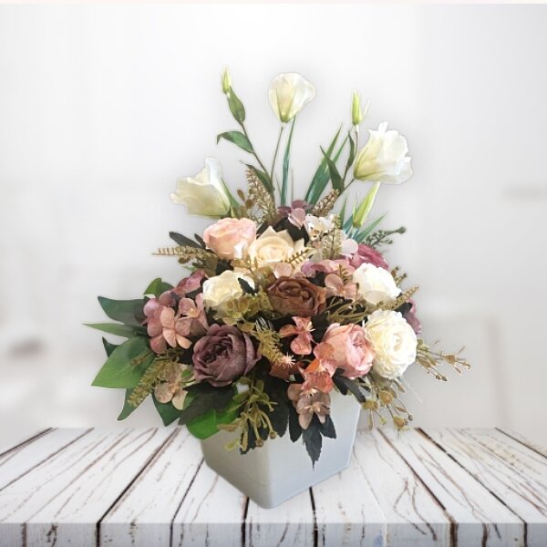 Композиция из цветов 