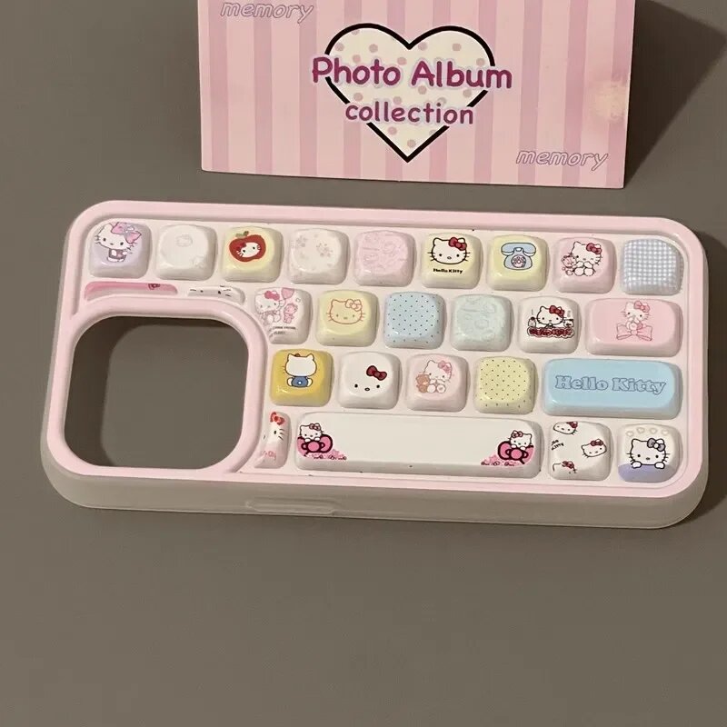 MINISO Sanrio Hello Kitty Чехол для iPhone 15