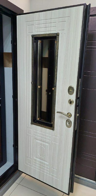 Дверь входная металлическая с элементами ковки Венеция - 2 , 97*205, сандал белый, с левосторонним открыванием - фотография № 7