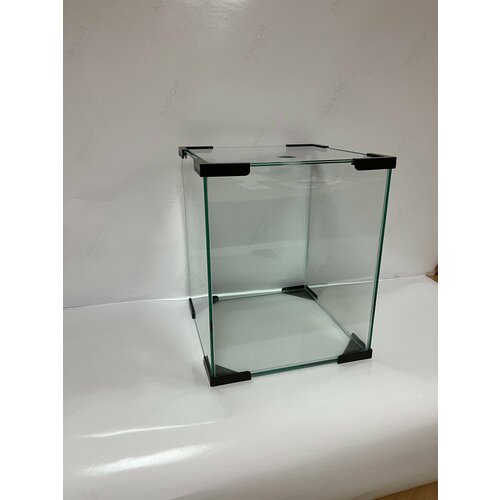 Аквариум для рыбок 