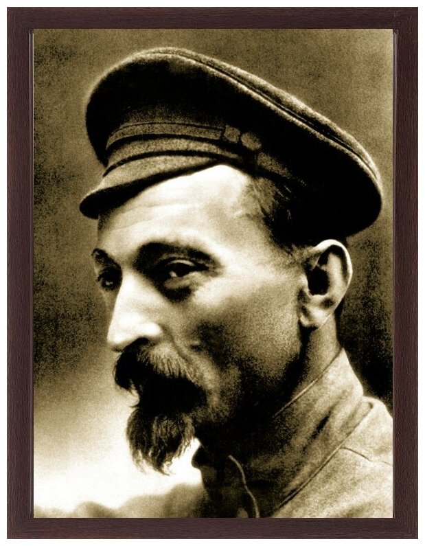 Портрет Дзержинского Ф. Э. в рамке печать на фотобумаге 30х40 см.