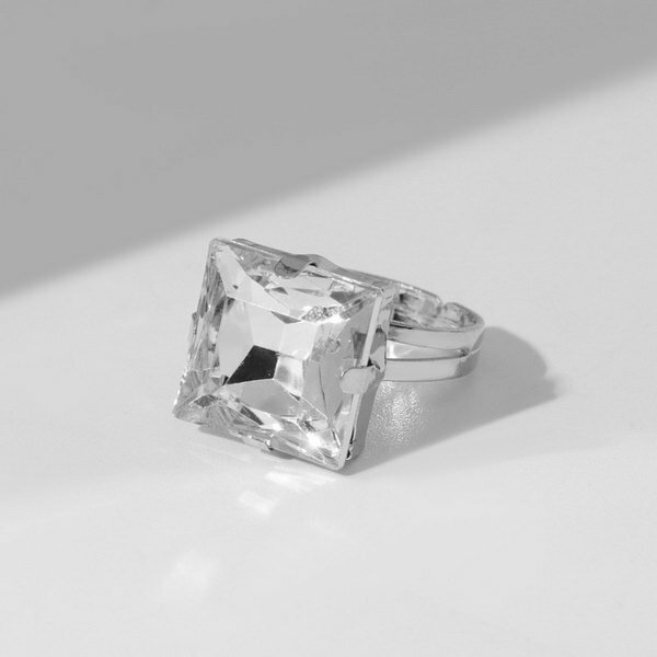 фото Кольцо "Ассорти" объёмный квадрат, цвет белый в серебре, безразмерное