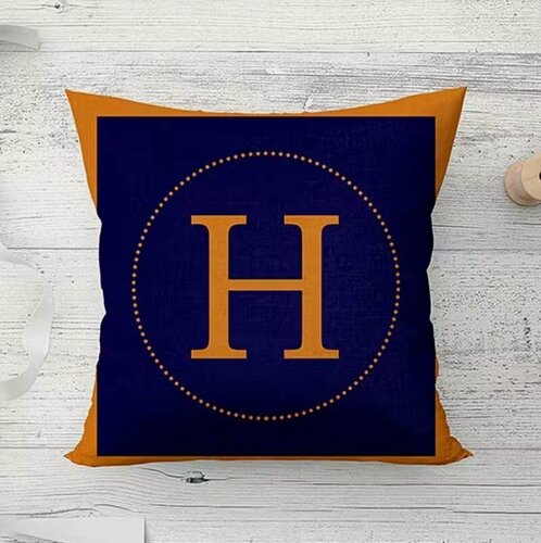 Изображение товара Чехол для подушки Оранжевая Н синий фон Гламур 40х40 велюр