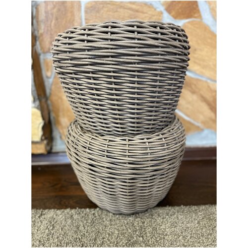 Кашпо из ротанга