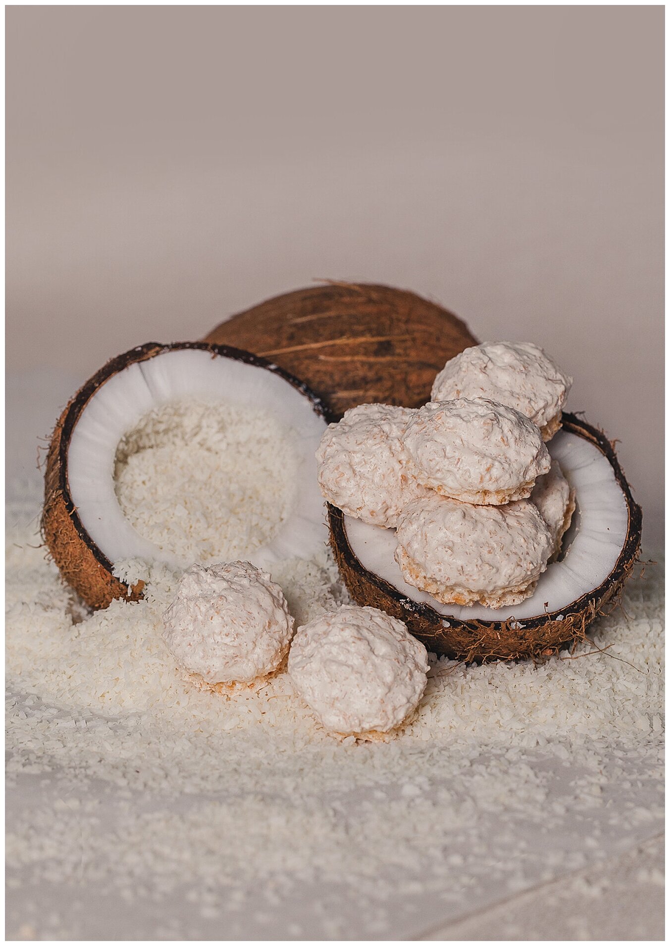 Безе "Туиль"кокосовое, воздушное безе/меренга для торта/десертов/для украшения/с кокосом, 500 г - фотография № 1