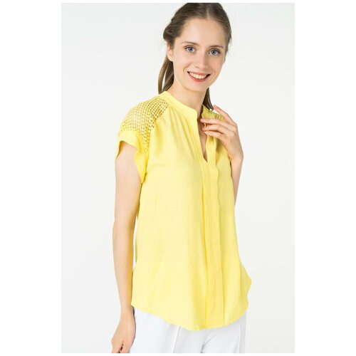 Желтая блузка с вышивкой на плечах ZARINA 8225062336009 Желтый 42
