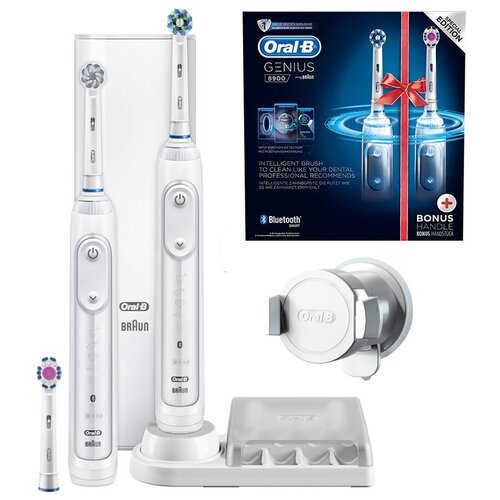 Набор из двух электрических зубных щеток Oral-B Genius 8900 1300000₽