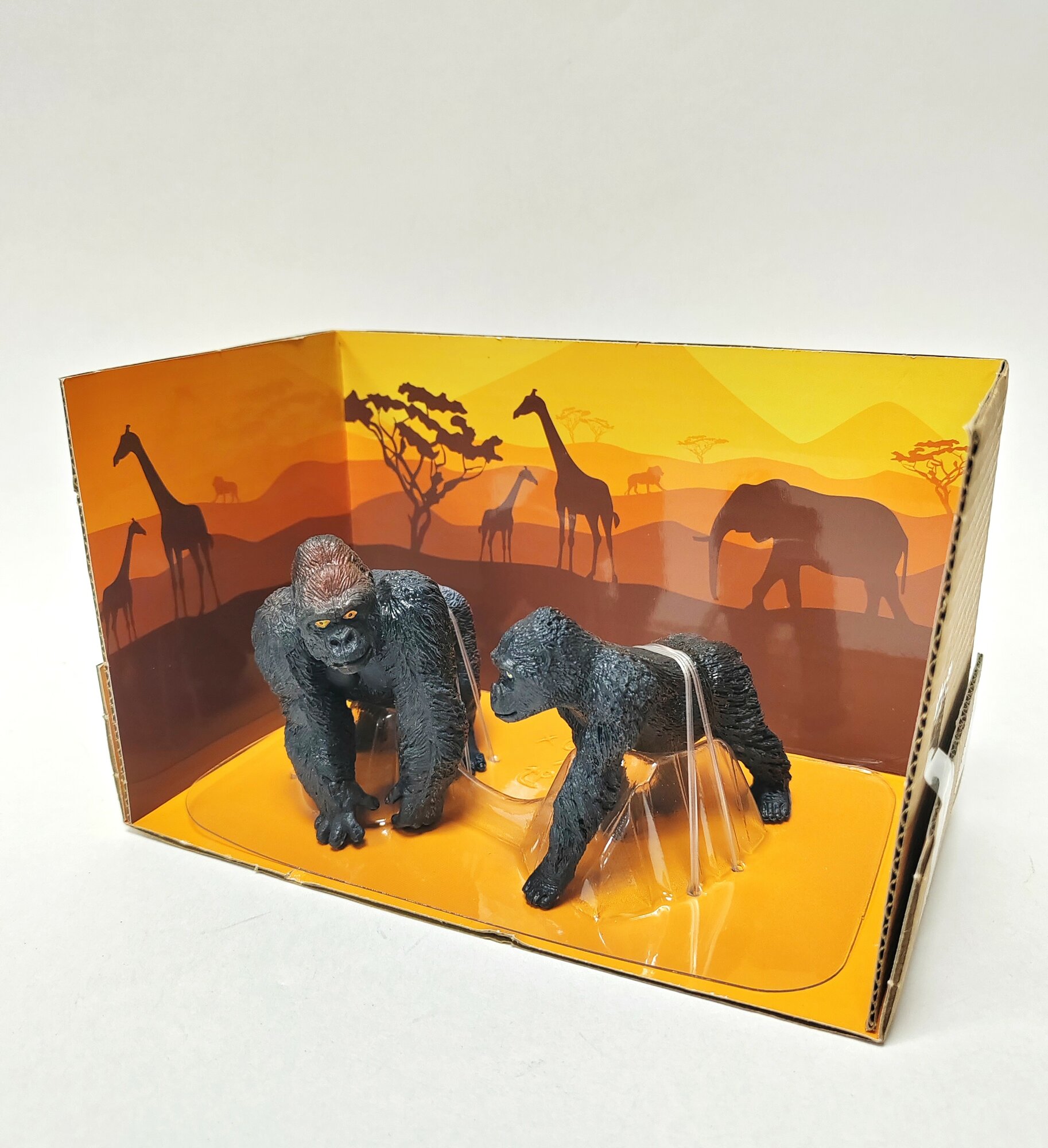 Набор животных Гориллы 2 шт