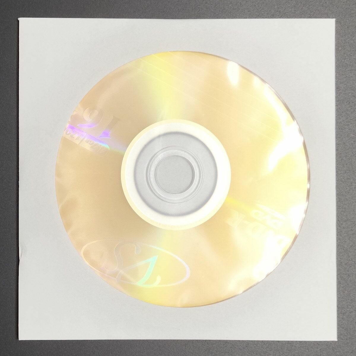 Диск DVD-R 4.7GB 16x в конверте, 3 штуки VS / Болванка DVD-R — фото 1