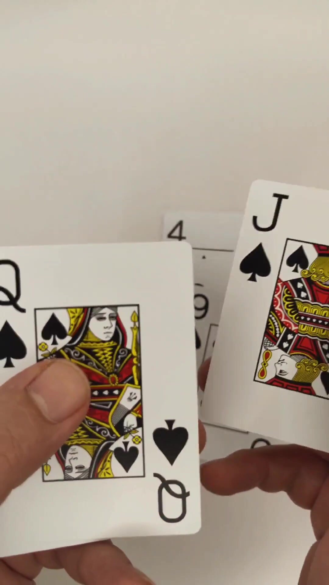 Игральные карты из 100%-го пластика для покера — фото 1
