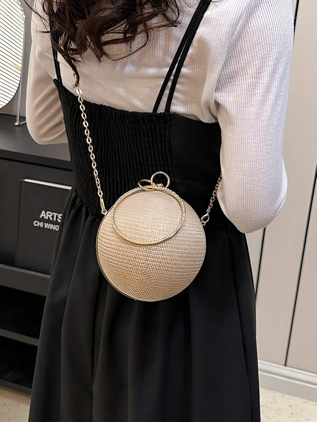 Сумка КожаноFF, фактура рельефная, золотой — фото 1