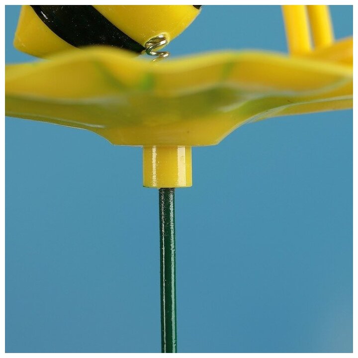 Штекер садовый, декоративный "Пчелка на листочке" 60см, 1003622 - фотография № 6