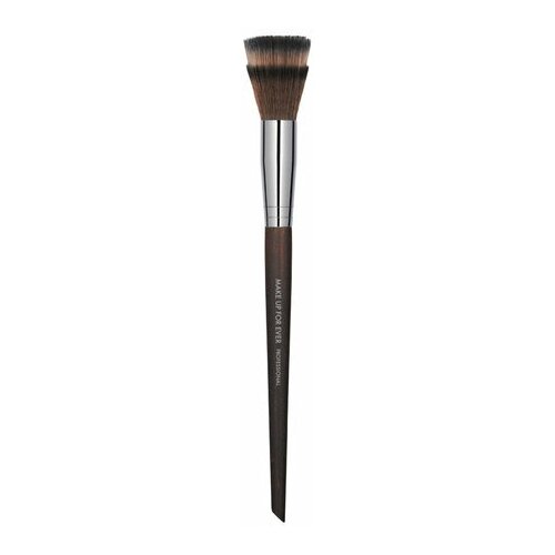 Make Up For Ever Blending Blush Brush - 148