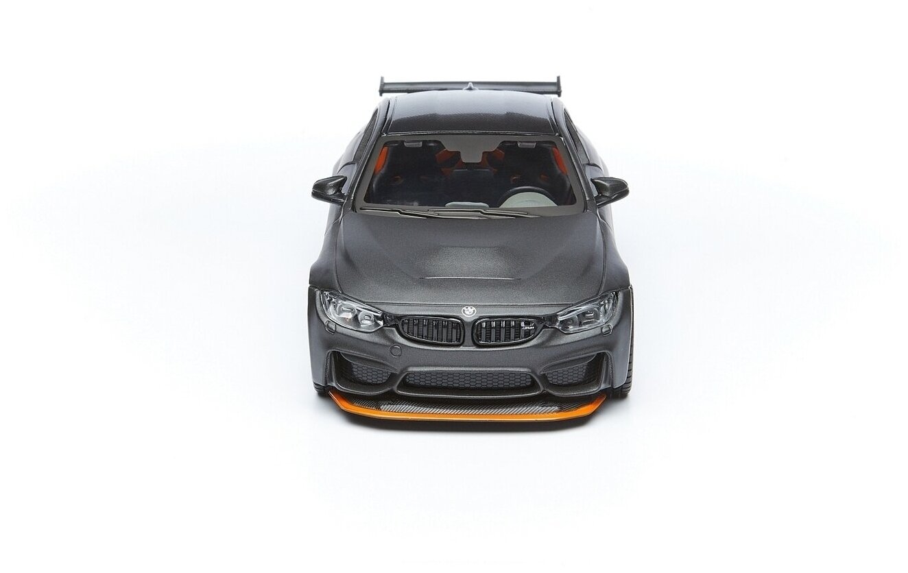 Машинка Maisto 1:24 BMW M4 GTS, черная с оранжевыми дисками - фото №14