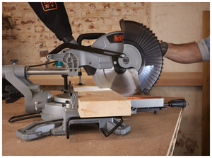 Compound mitre saw Black&Decker BES710-QS - BES710-QS - Cross cut mitre  saws - Woodworking machines