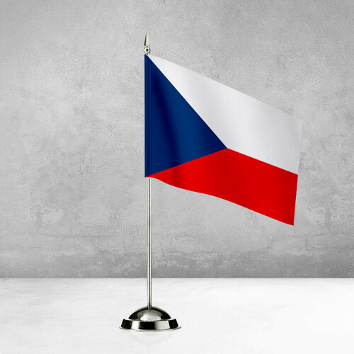 настольный флаг чехии на пластиковой подставке под серебро Настольный флаг Чехии на пластиковой подставке под серебро