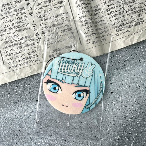 фото Ароматизатор для автомобиля lucky lewd anime, чёрный лёд / resource stickers