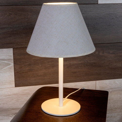 Настольная лампа, светильник настольный с абажуром арт. MA-40130-W+N Цвет белый, абажур натурал.