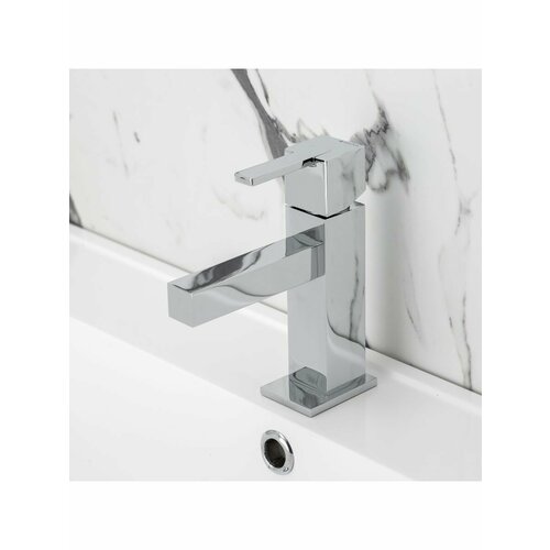 Смеситель для раковины BRUMA ESCUDO 102 010 1CR хром смеситель для кухни bruma kitchen faucets 107 051 1cr хром