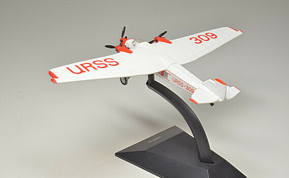 Масштабная модель 1/160 самолет АНТ-9 — фото 1