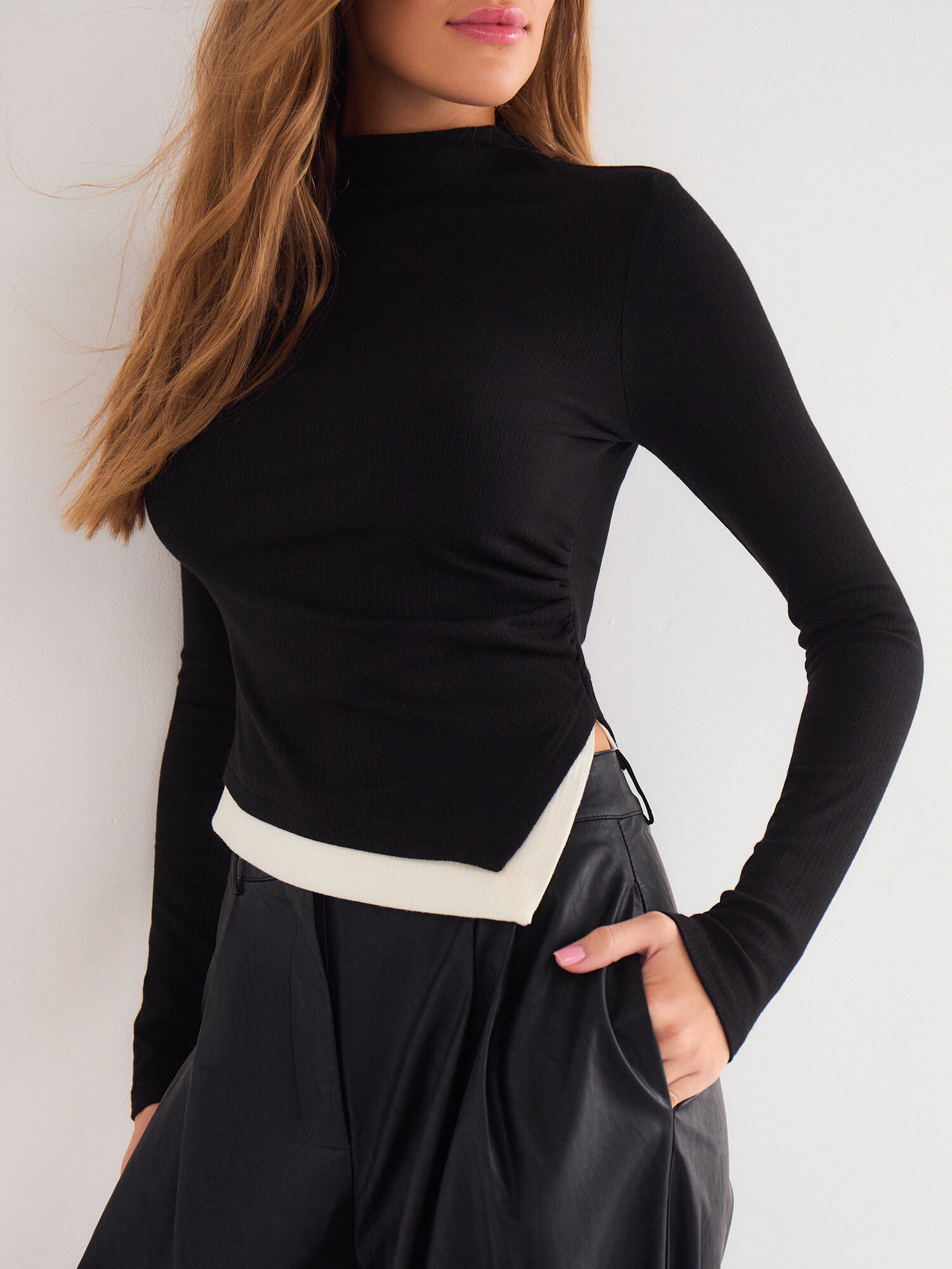 Vittoria Vicci женский трикотажный Джемпер черный ONE SIZE