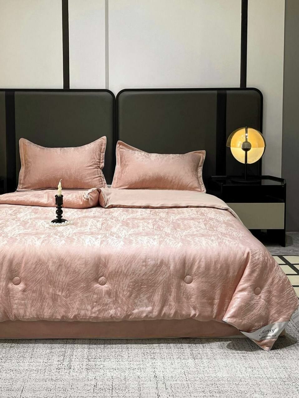 Постельное белье с одеялом евро 200х222 жаккард Mency