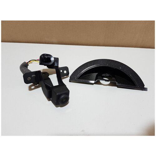 Камера передняя для Nissan Pathfinder R52 2014- 284F13KA0A 640000₽