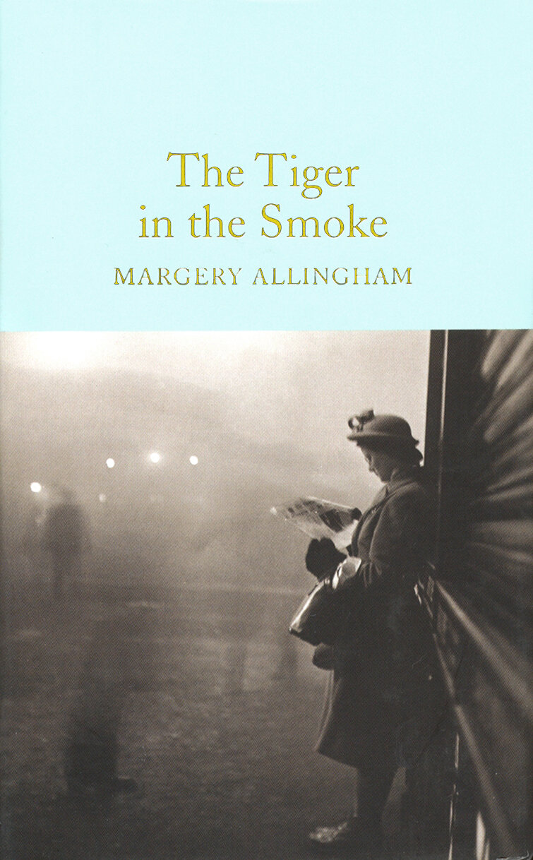 The Tiger in the Smoke / Книга на Английском - фото №1