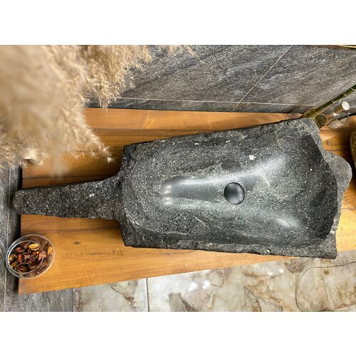 Раковина из натурального камня Black Swan, Guitar Hero (91х44)