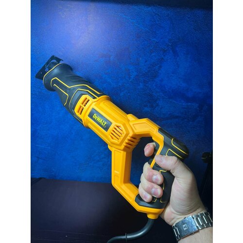 Электропила сабельная 850Вт 2800обмин 8100₽