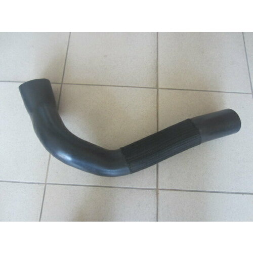 Патрубок интеркулера совместим с Mitsubishi PajeroMontero IV V8 V9 2007-2021 1505A200 4600₽