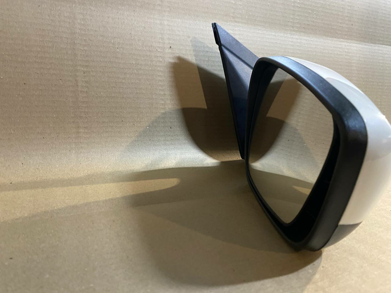 Изображение Зеркало правое электрическое с обогревом Солярис Solaris 10-17 876204L030 Бренд DoGood Industry