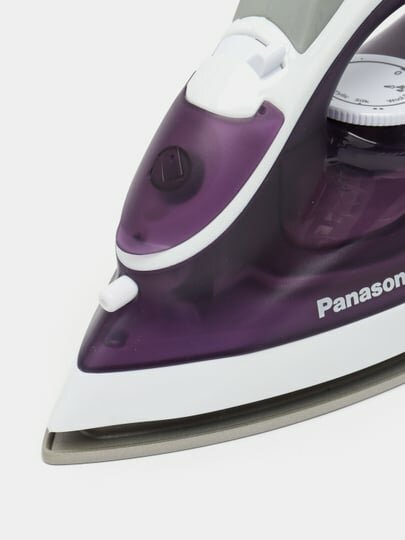 Утюг Panasonic NI-M300TVTW, подошва из титана, 1800Вт, вертикальное отпаривание — фото 1