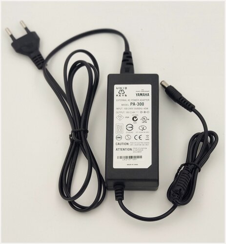 Изображение товара Блок питания (адаптер) UNIQKEYS PA-300, для синтезаторов и цифровых фортепиано Yamaha