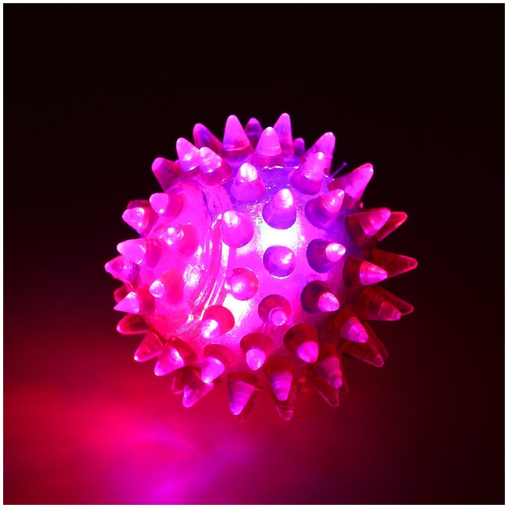 Мяч светящийся для животных малый, TPR, 4,5 см, розовый 6255213 - фотография № 3