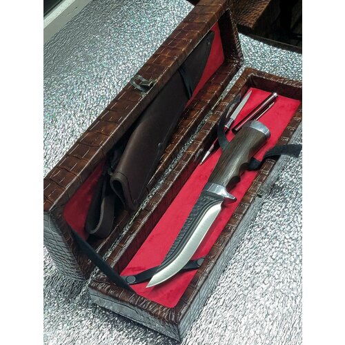 Нож туристический разделочный Волк в чехле ножнах и подарочный кожаный футляр , ручка нож. (Сталь 65х13; модель 6 )