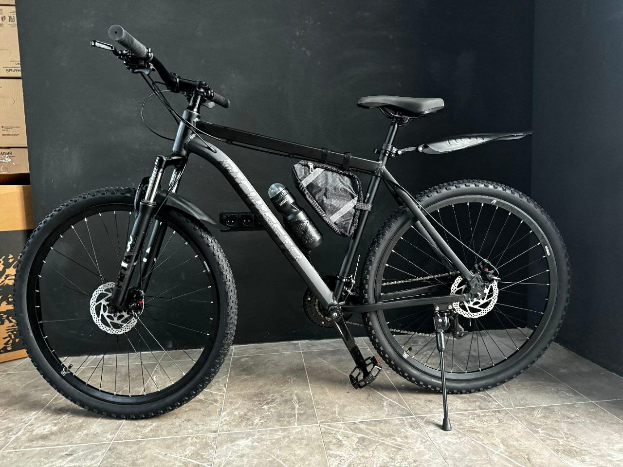 Велосипед горный Richiesto 29 Алюминиевая рама 20.5", черный