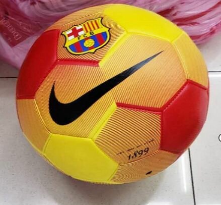 Мяч футбольный размер 5 с логотипом Барселона