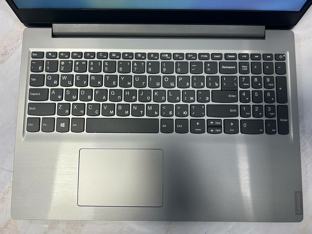 Ноутбук Lenovo IdeaPad S145-15IIL. Конфигурация: Intel Core i3 1005G1 1.2 ГГц/8 ГБ DDR4/512 ГБ SSD/Intel UHD Graphics/Windows 11 Домашняя 64/15.6"/1366x768 пикс. TN/B1 — фото 1