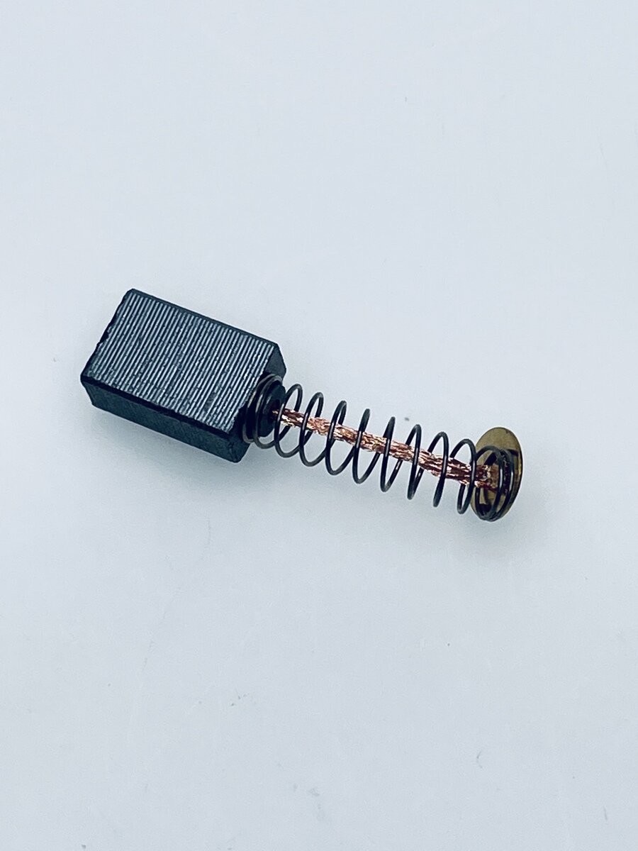 фото Угольная щётка для Huter GET-1200SL(6), GET-1500SL(47), SGC1000E(44); GET-1000S(44) SAF №789