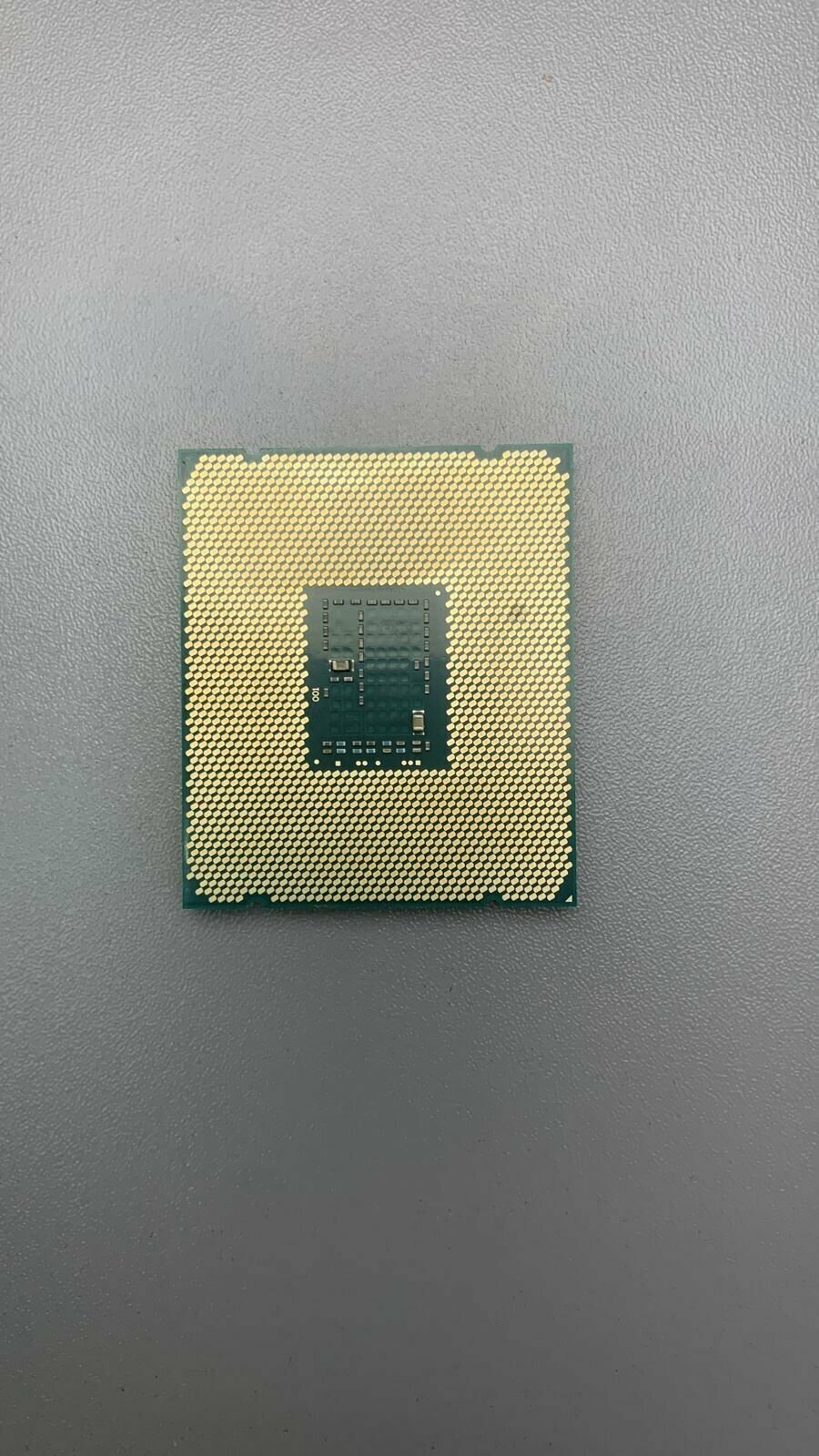 Процессор Intel Xeon E5-2670 v3