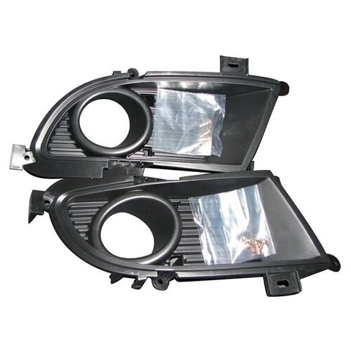 Решетка переднего бампера под ПТФ левая FPI MBFC025LB для Mitsubishi Lancer IX CS 2003-2005