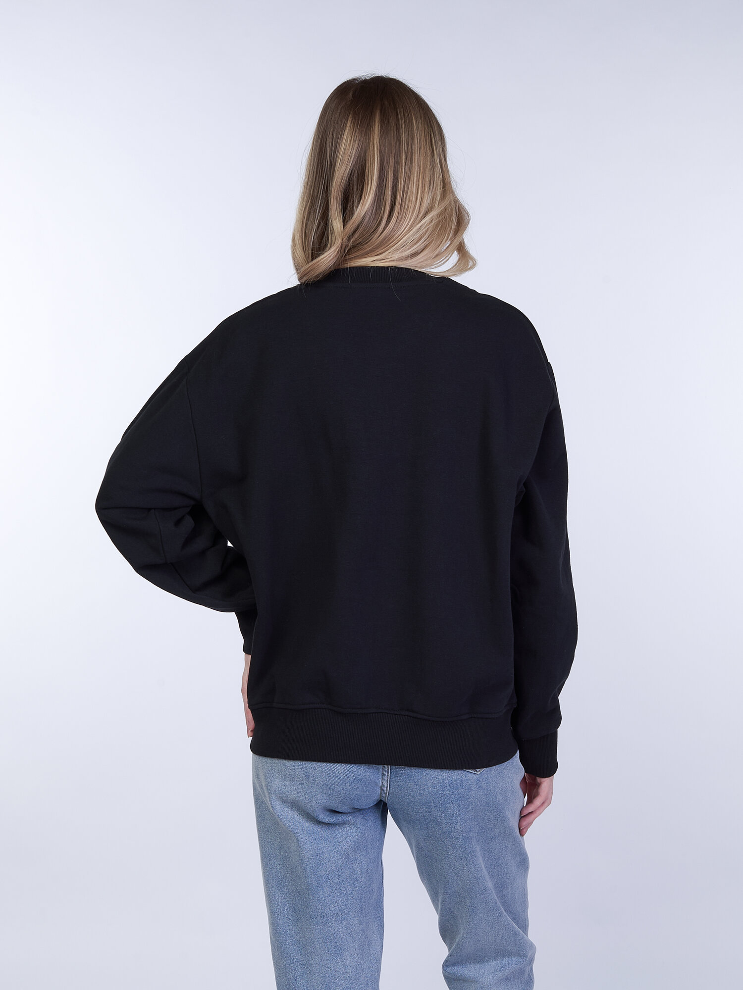 Джемпер GUESS Sofia Round Neck, размер XS, черный — фото 1