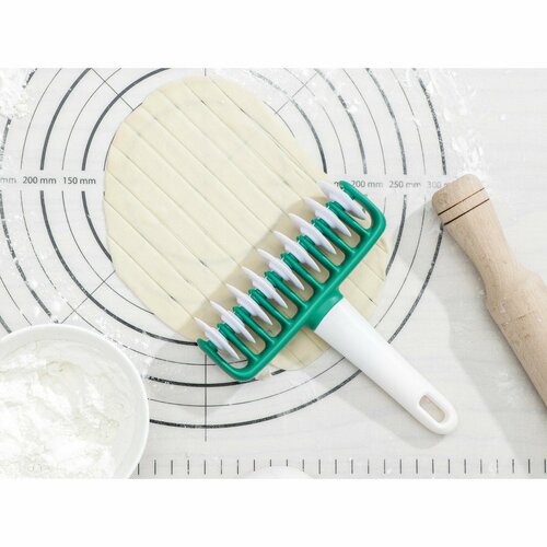 зеленый, зеленый, белый