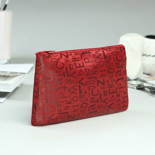 фото Косметичка красный нет бренда