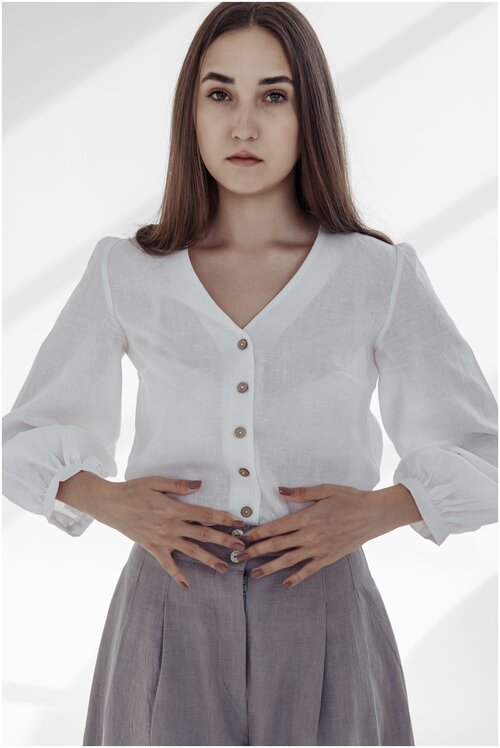 Блуза  Kinfolk Clothes, классический стиль, полуприлегающий силуэт, укороченный рукав, однотонная, размер S 40-42, белый