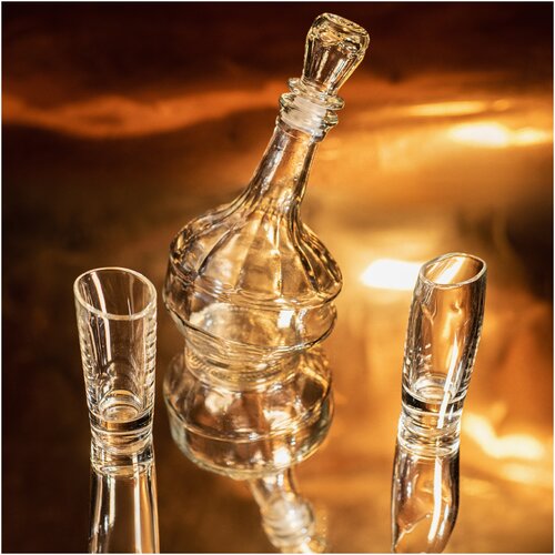 Набор из двух хмельных стопок шот с хмельным круглым графином